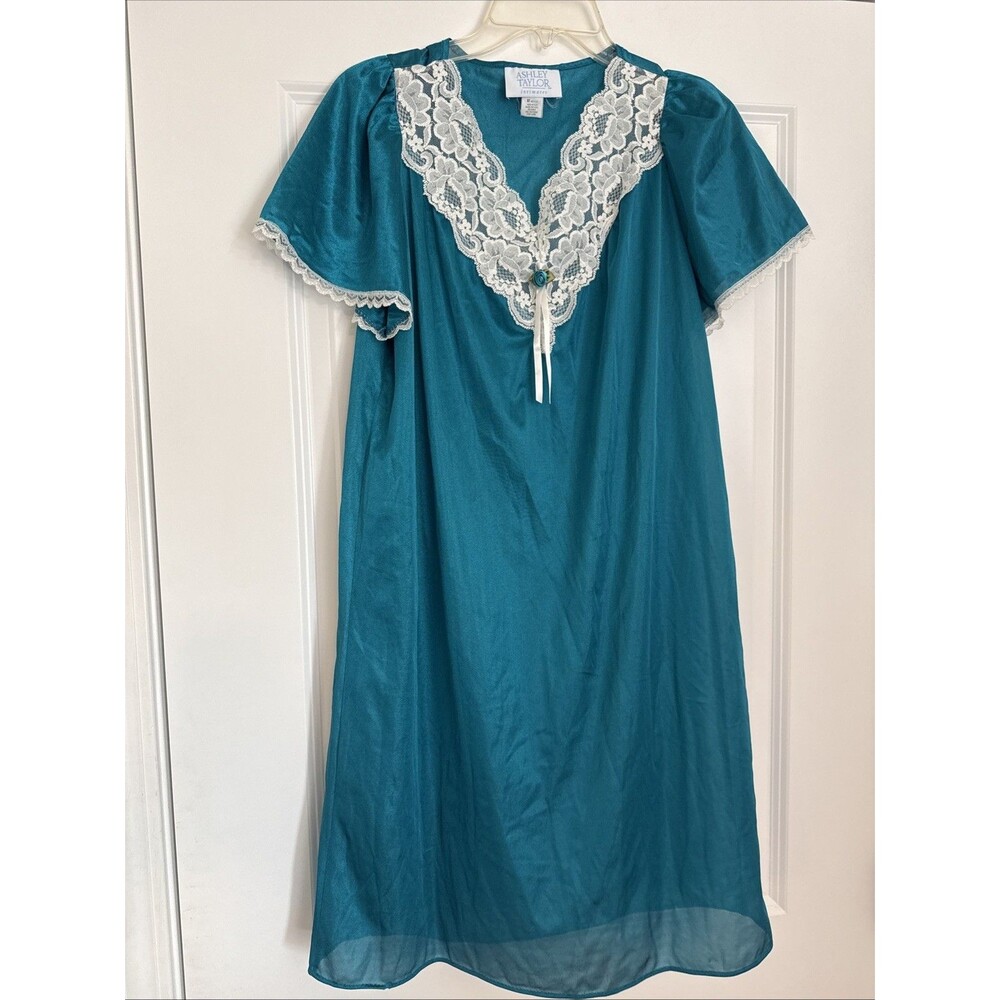Vtg 80s Nightgown Granny Cottagecore Teal Blue Satin Lace Neckline MEDIUM